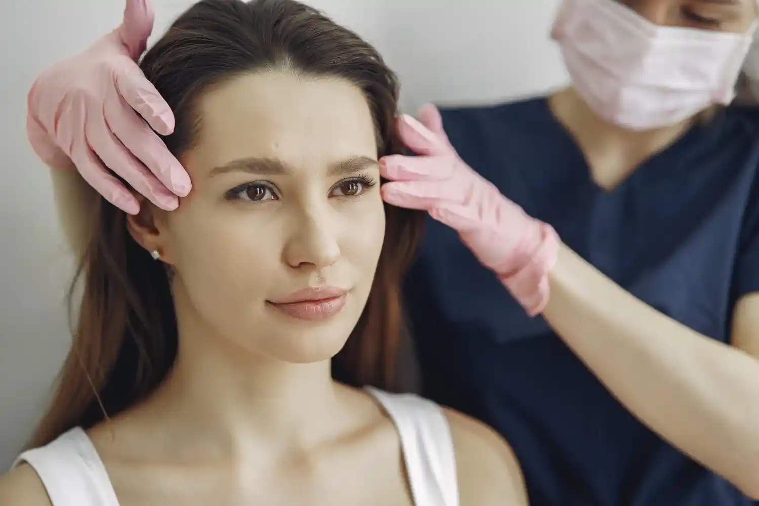 BLEFAROPLASTIKA – KOREKCIJA KAPAKA